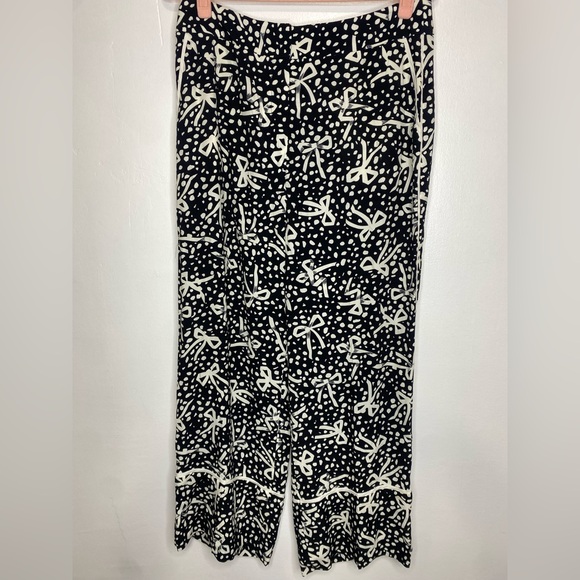 Pearl by Lela Rose Crepe Bow Pants Wide Leg
Cropped - Picture 2 of 7